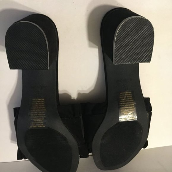 Avon Black Ruffle Sandals - Picture 3 of 11